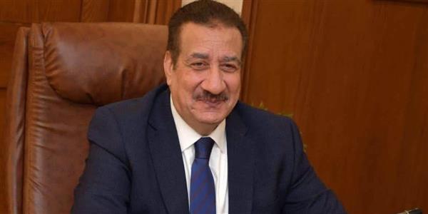 محافظ بورسعيد يعتمد صرف بدل المنطقة الحرة