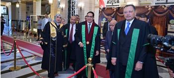   جامعة القاهرة تحتفي بمئوية العلوم