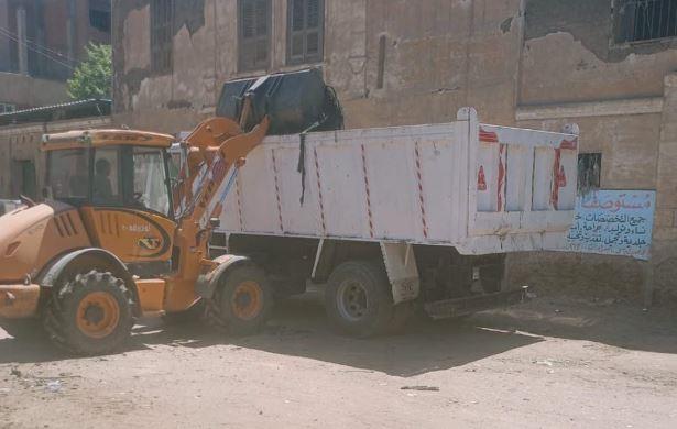 بني سويف تكثف حملات النظافة وإزالة الإشغالات وضبط الأسواق