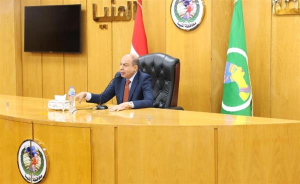 محافظ المنيا يعقد لقاء تشاوري لتنفيذ مشروع الطاقة النظيفة بالظهير الغربي
