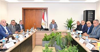   وزير الري يتابع موقف إيراد نهر النيل والموقف المائي بفترة أقصى الاحتياجات المائية