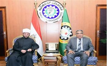   محافظ الدقهلية يستقبل وزير الأوقاف خلال زيارته لتفقد التصفيات الأولية لمسابقة "دولة التلاوة "