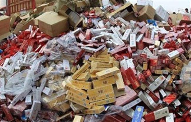 تموين القليوبية تضبط 200 علبة سجائر مهربة وطن نخالة مجهولة المصدر