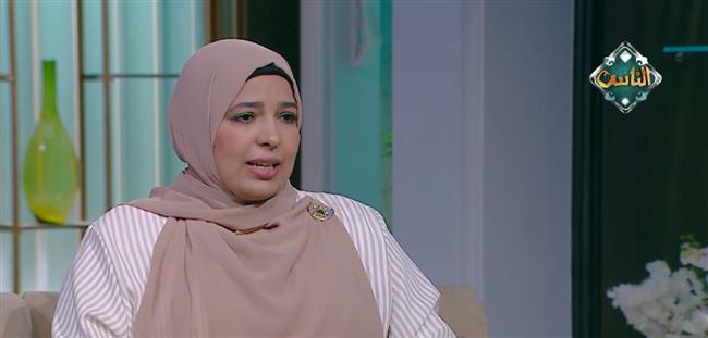 هل قصّ المرأة لشعرها ليصبح كهيئة الرجال حرام؟.. أمينة الفتوى تجيب