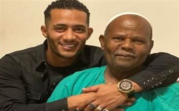   محمد رمضان يحيي ذكرى ميلاد والده