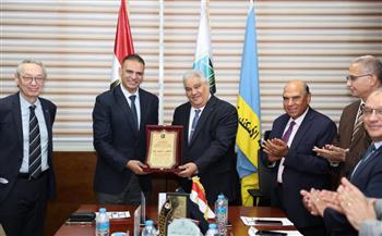   انطلاق أول أيام الدراسة بجامعة الطفل التكنولوجية بنادي سموحة