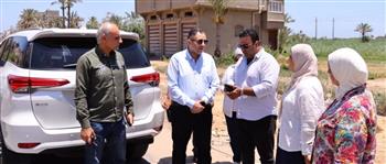   محافظ دمياط يجرى جولة ميدانية بمدينة عزبة البرج 