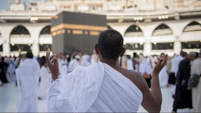 هل يجوز عمل عمرة لأبي وأمي في مرة واحدة؟ 