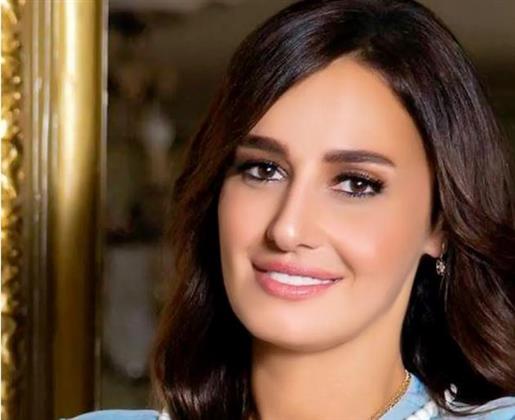 حلا شيحة تحتفل بتتويج إسبانيا: "فرحتونا وخدتوا حقنا"