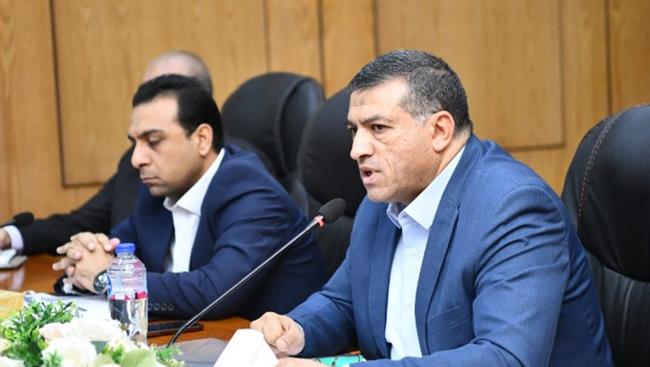 محافظ قنا يشدد على تسريع وتيرة العمل بملفات التقنين والتصالح