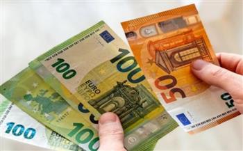  تراجع سعر اليورو بمنتصف تعاملات اليوم