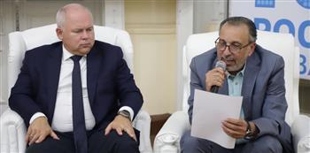 الصداقة الروسية تحتفي برواد الخريجين
