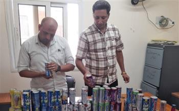  ضبط 131 عبوة مشروبات غازية وعصائر منتهية الصلاحية فى كفر الشيخ