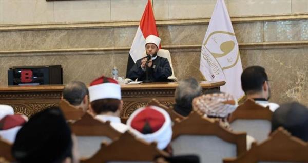 وزير الأوقاف يكرم خريجي منحة المجلس الأعلى للشئون الإسلامية