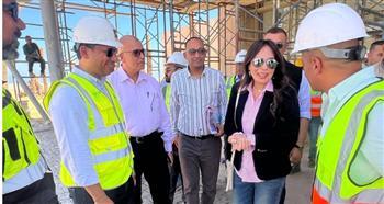 وزيرة الإسكان في "علم الروم" 