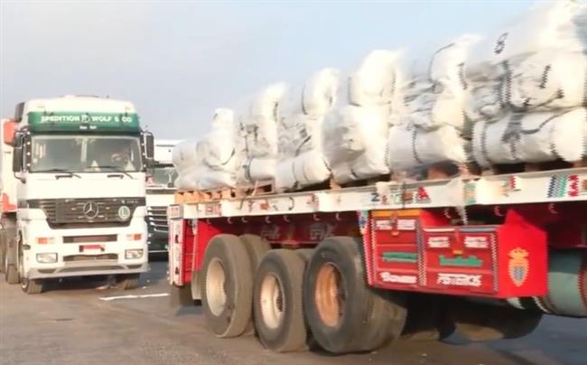 الهلال الأحمر المصري يطلق قافلة زاد العزة من مصر إلى غزة
