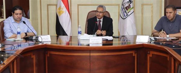محافظ بني سويف يتابع وحدات إيواء بياض العرب