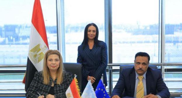 وزيرة التضامن تشهد توقيع بروتوكولات تعاون بين دعم الصناعات الريفية والبيئية و12 جمعية أهلية