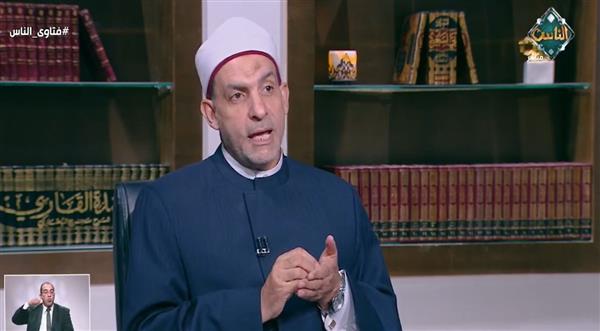 ما حكم تأخير صاحب العمل أجر العامل ؟.. أمين الفتوى يجيب