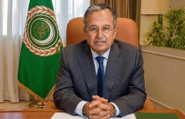 نبيل فهمي يجري اتصالا هاتفيا بوزير خارجية تونس