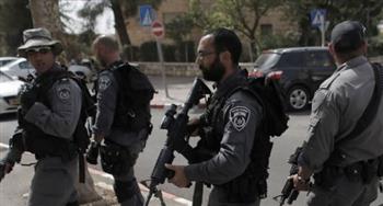   إعلام إسرائيلي: عناصر أمنية تطلق النار على فلسطينيين اثنين بزعم تورطهم في حادث الطعن