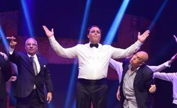 “نوستالجيا 80/90” تعيد زمن الفن الجميل إلى مسرح محمد عبد الوهاب بالإسكندرية