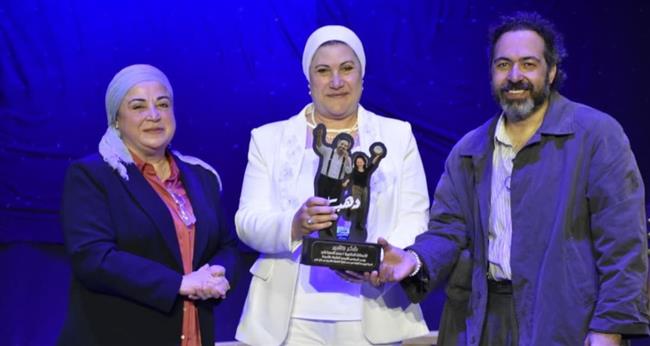 «الطفولة والأمومة» تشيد بمسرحية «دهب» 