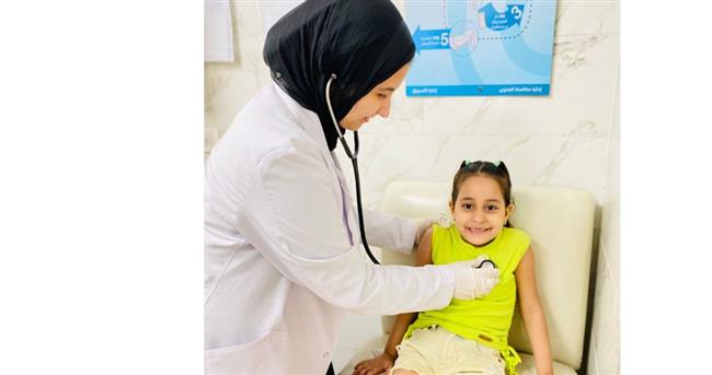 الرعاية الصحية تبدأ الكشف الطبي لطلاب العام الدراسي الجديد
