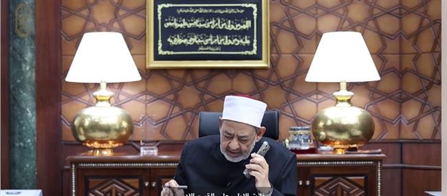 الطلاب الحاصلون على المراكز الثلاثة الأولى بالقسم العلمي بالشهادة الثانوية الأزهرية