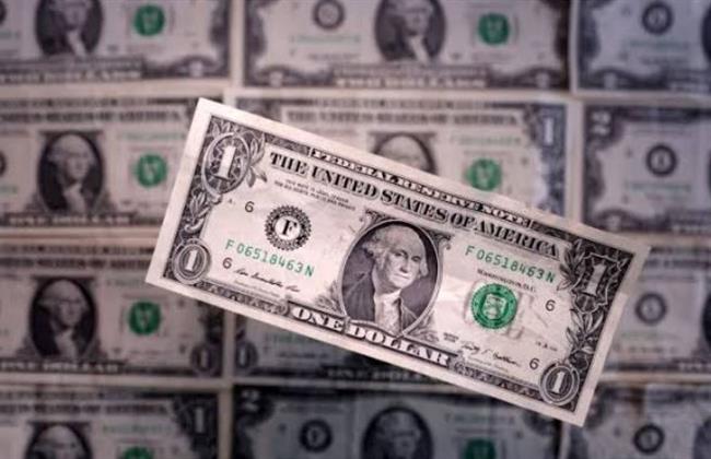 الدولار اليوم.. تعرف على أسعار الشراء والبيع