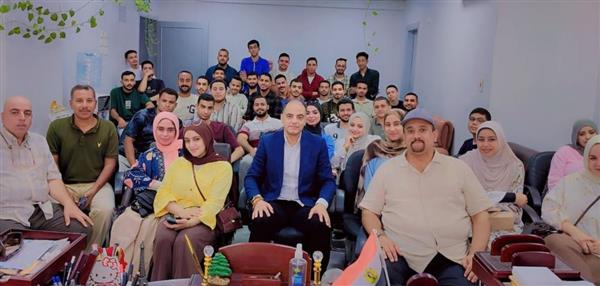 محافظ أسيوط: إطلاق مشروع لرقمنة وتكويد شبكة الطرق