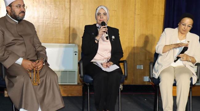 نائب رئيس جامعة الإسكندرية تطلق منصة "إنصات" للدعم النفسي وتفتتح "تياترو الصالون الثقافي"