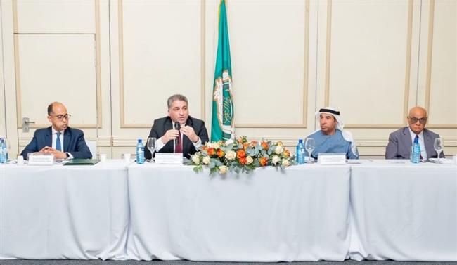 السفير رياض العكبري يستقبل وفد لجنة الشؤون الخارجية والأمن القومي بالبرلمان العربي