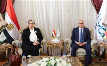   رئيس مجلس الدولة يستقبل رئيسة المجلس القومي للمرأة لتقديم التهنئة لسيادته