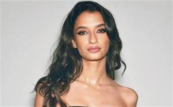 أميرة أديب تقود فريق كرة قدم نسائية أمام خالد النبوي في "رحلة طاهر المصري"