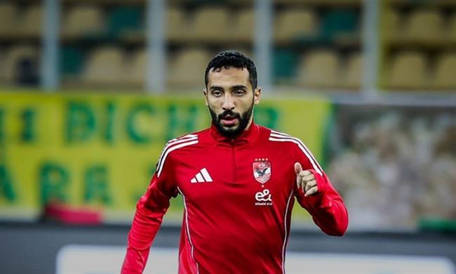 الأهلي يدرس مصير كريم فؤاد وسط اهتمام سيراميكا والبنك