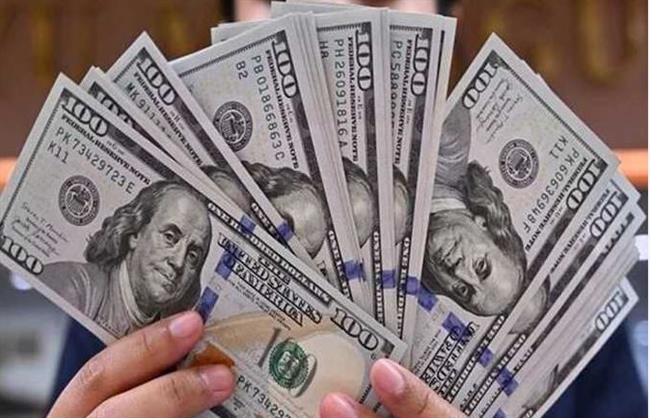 سعر الدولار اليوم.. كم سجل الأخضر في بداية التعاملات؟