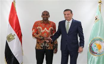 وزير الزراعة يستقبل نظيره الأوغندي 