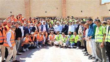 وزيرة التضامن الاجتماعي ومحافظ مطروح يشهدان تخريج 100 متعافٍ من مركز العزيمة 