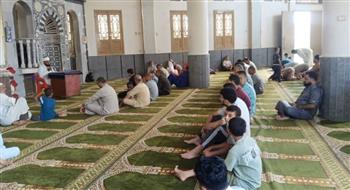الأوقاف تواصل نشر الفكر الوسطي بالمساجد