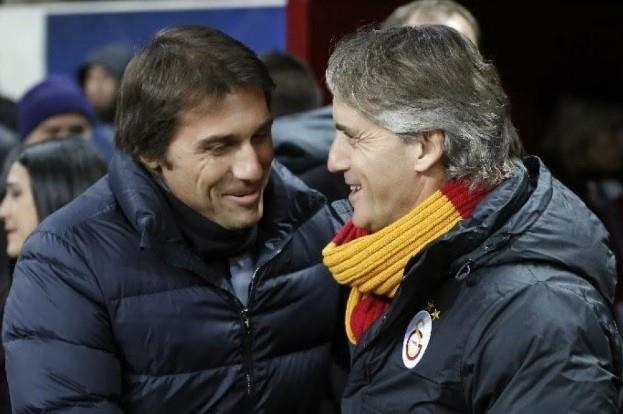 بعد انسحاب بيرلو.. كونتي ومانشيني يتنافسان على تدريب منتخب إيطاليا