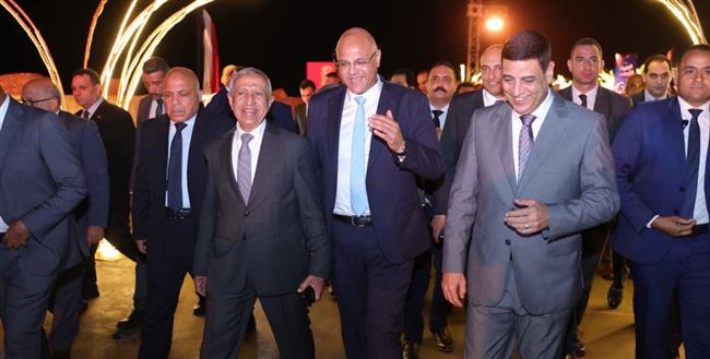 "عبد الغفار" يشارك في احتفالات الإسكندرية بعيدها القومي الـ74
