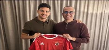   الأهلي يعلن التعاقد مع الجزائري منصف بقرار لمدة 3 مواسم