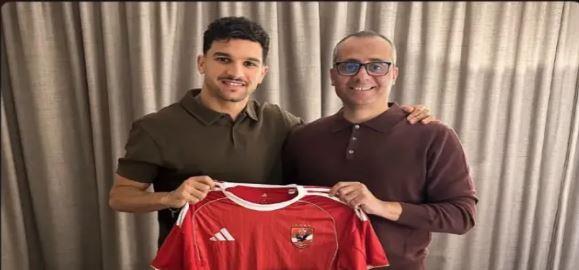 الأهلي يعلن التعاقد مع الجزائري منصف بقرار لمدة 3 مواسم
