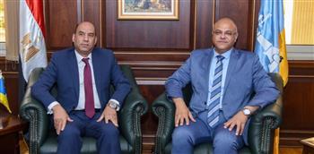 محافظ الإسكندرية يستقبل وزير العمل 