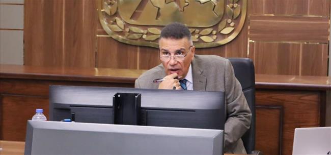 محافظ جنوب سيناء يمنح رؤساء المدن مهلة أسبوع لعرض أي معوقات تواجههم فى هذا الملف