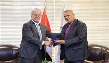   أندريه زكي يستقبل القائم بالأعمال والملحق السياسي بالسفارة الأمريكية بالقاهرة