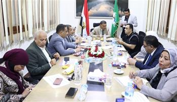   محافظ القليوبية يعقد اللقاء الجماهيري بمجلس مدينة كفر شكر