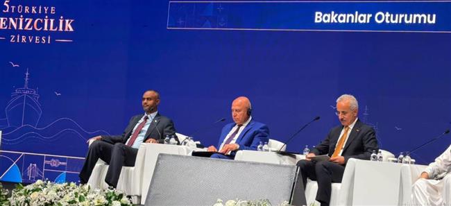 وزير النقل: مصر تعزز مكانتها كمركز للنقل واللوجستيات