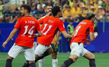   برأسية إمام عاشور.. منتخب مصر يتقدم على أستراليا 1-0 في الشوط الأول